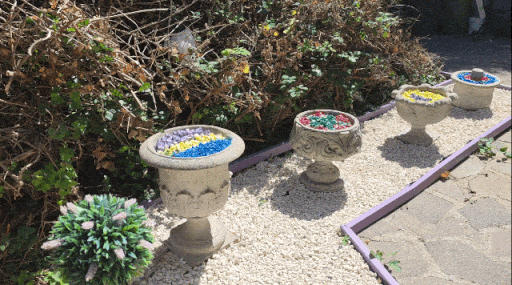 Planter Walkby GIF.gif