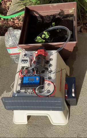 Plantwateringsystem-ezgif.com-video-to-gif-converter.gif