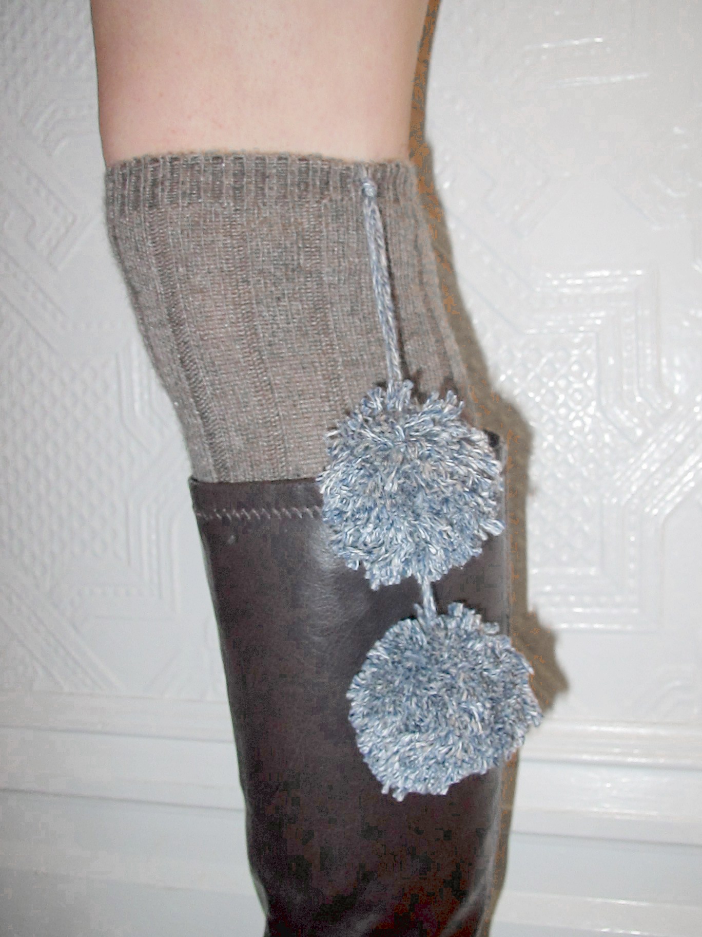 PomPomSocks 003.jpg