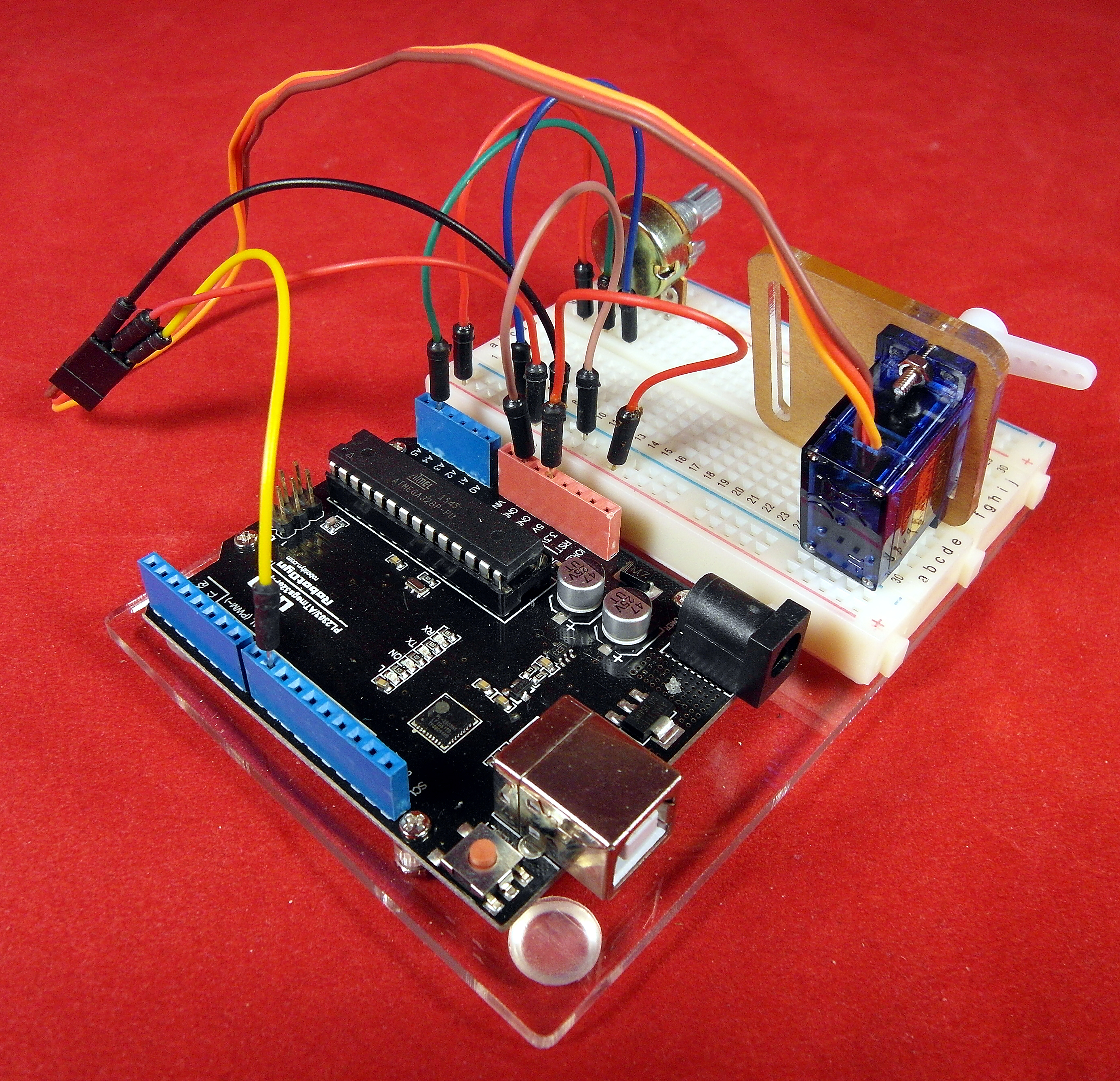 Potentiometer and Servo-2.jpg