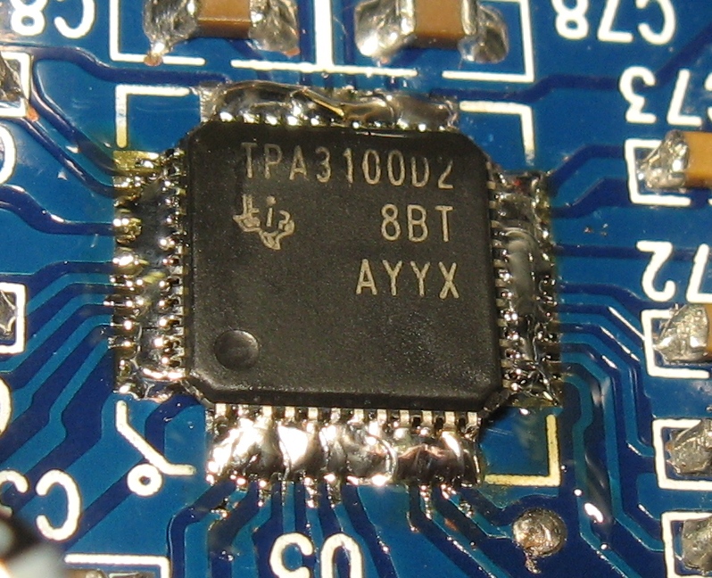 Power amp IC replacement 017 cropped.jpg