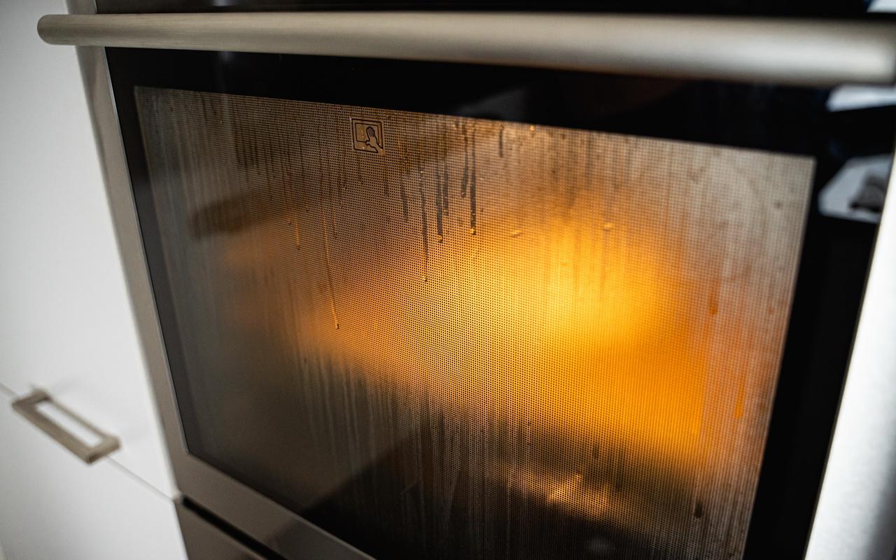 Pumpkin Spice Sourdough Bread - Steam While Baking.jpg