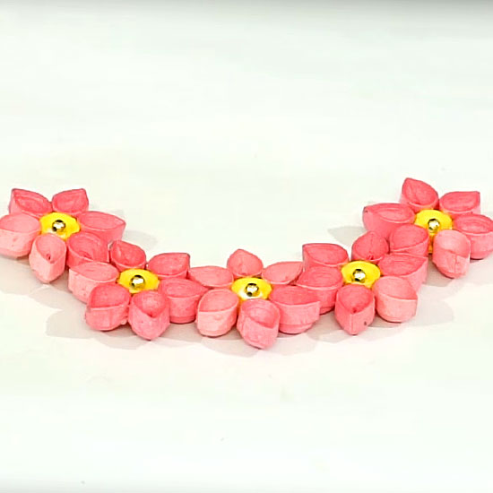 Quilled-Paper-DIY-Accessory-StylenrichDIY.jpg