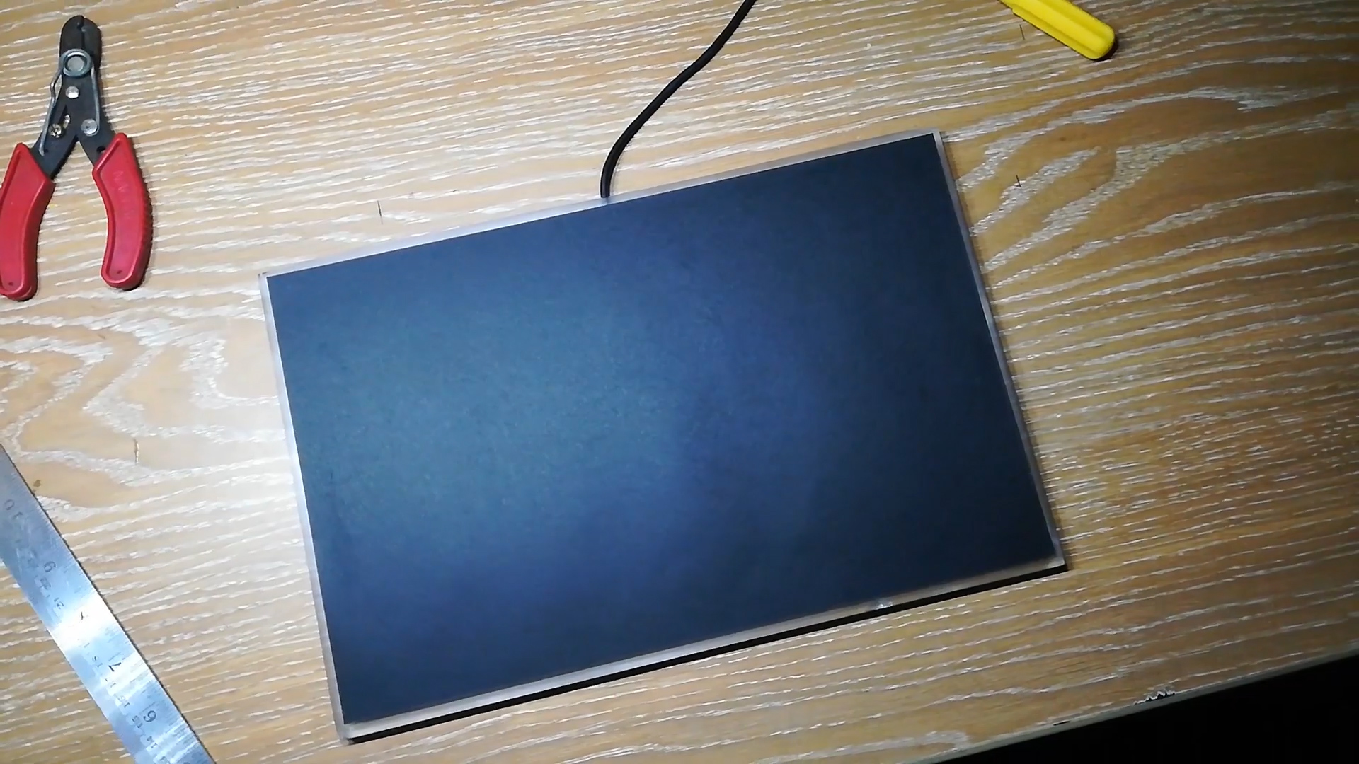 RGB Mouse Pad 2.mp4.00_03_22_28.Still026.jpg