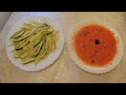 Raw zucchini spaghetti with tomato sauce | Center &amp;quot;Key&amp;quot;