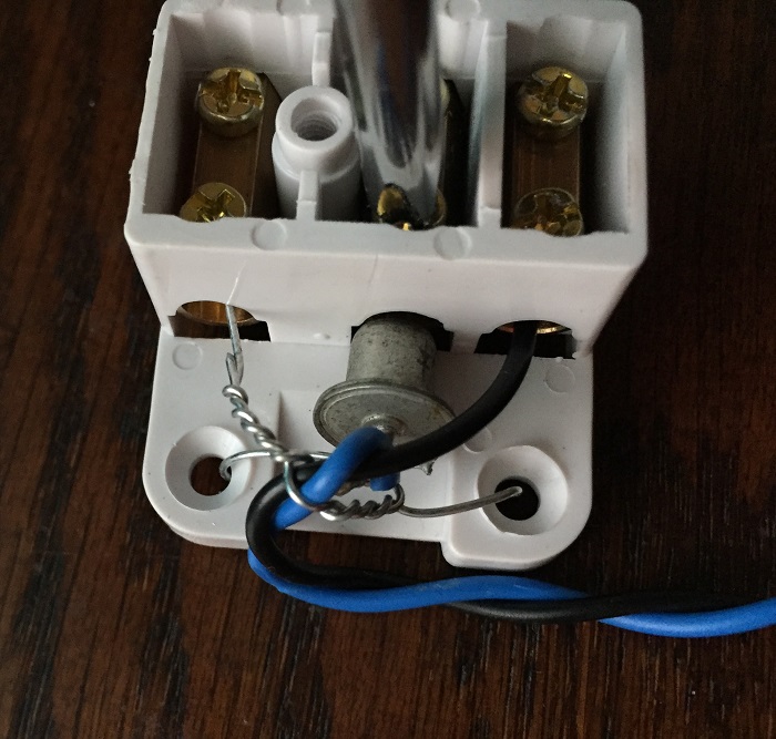 Rechargeable Battery Tester 03 Step 2 - Build Output Photo 1.jpg