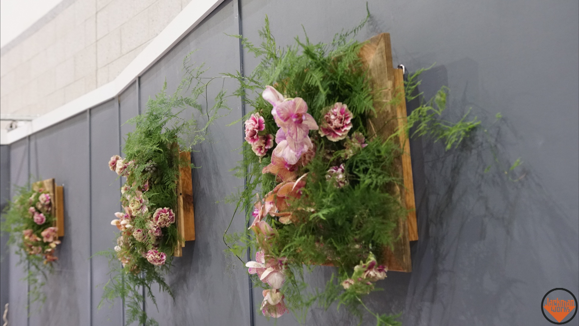Reclaimed living wall 24.jpg