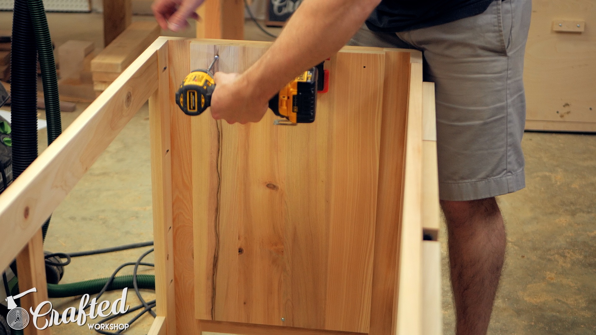Rustic Bathroom Vanities | How To Build - Woodworking 15.jpg