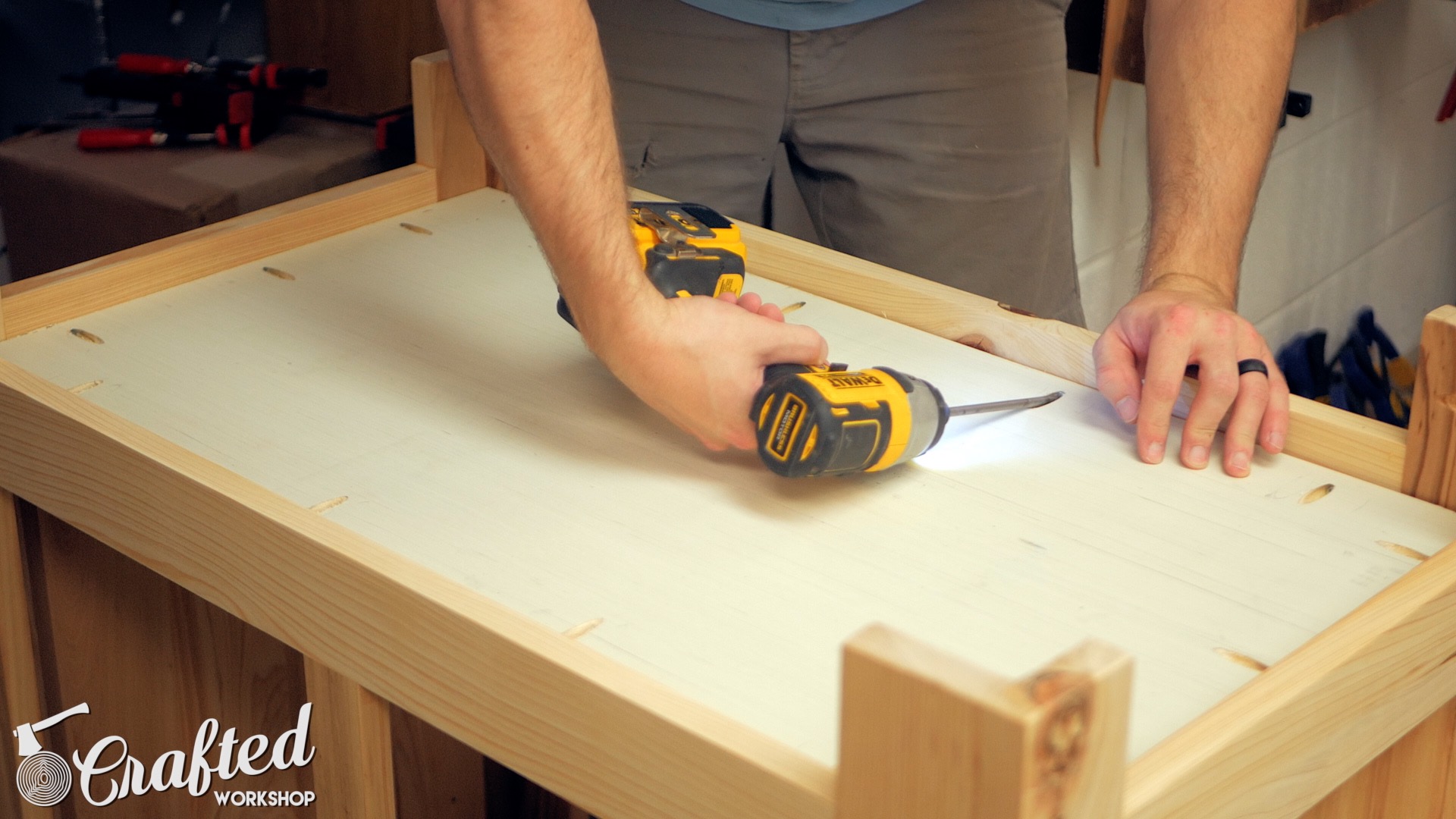Rustic Bathroom Vanities | How To Build - Woodworking 17.jpg