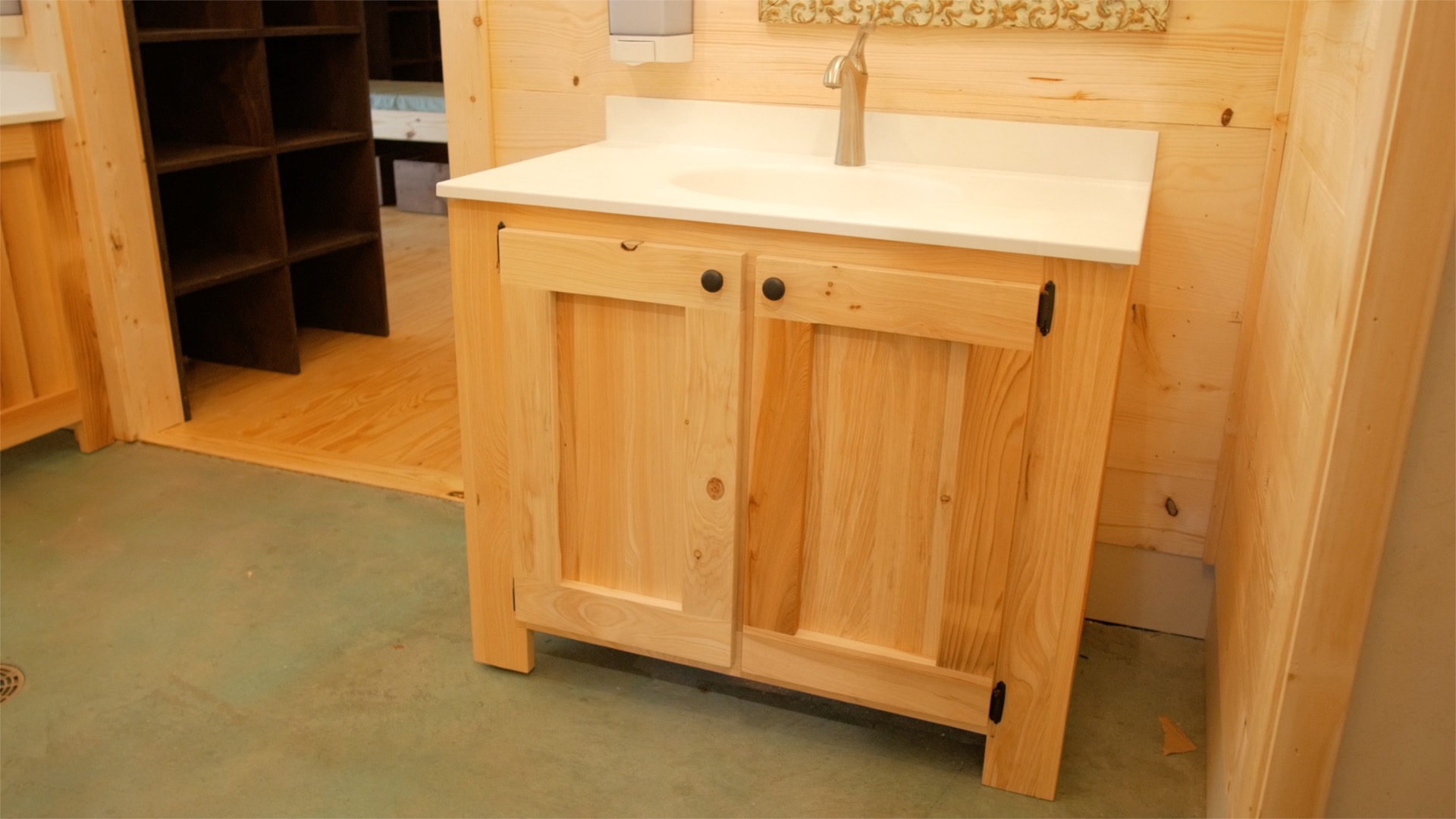 Rustic Bathroom Vanities | How To Build - Woodworking.jpg