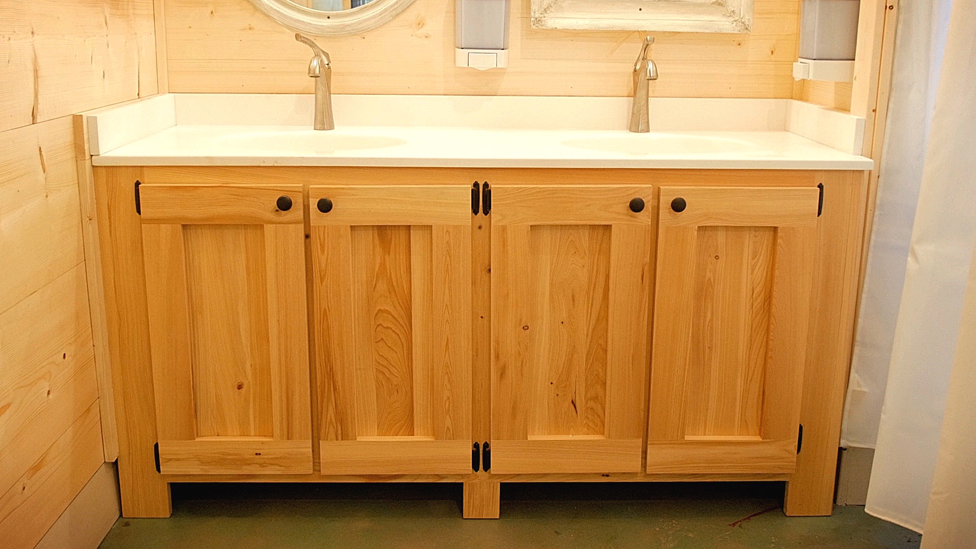 Rustic Bathroom Vanities | How To Build - Woodworking.jpg