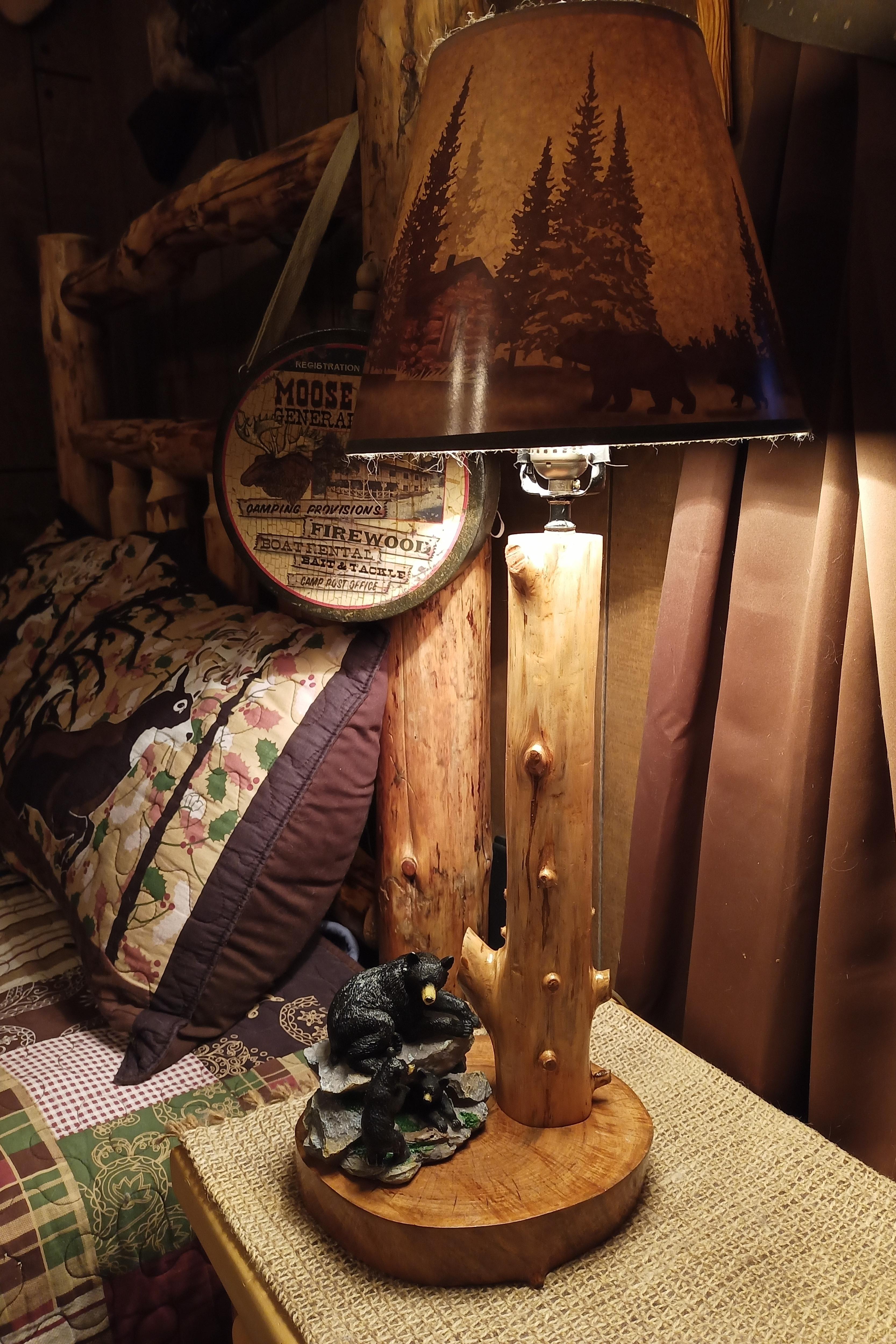 Rustic Log Table Lamp 2.jpg