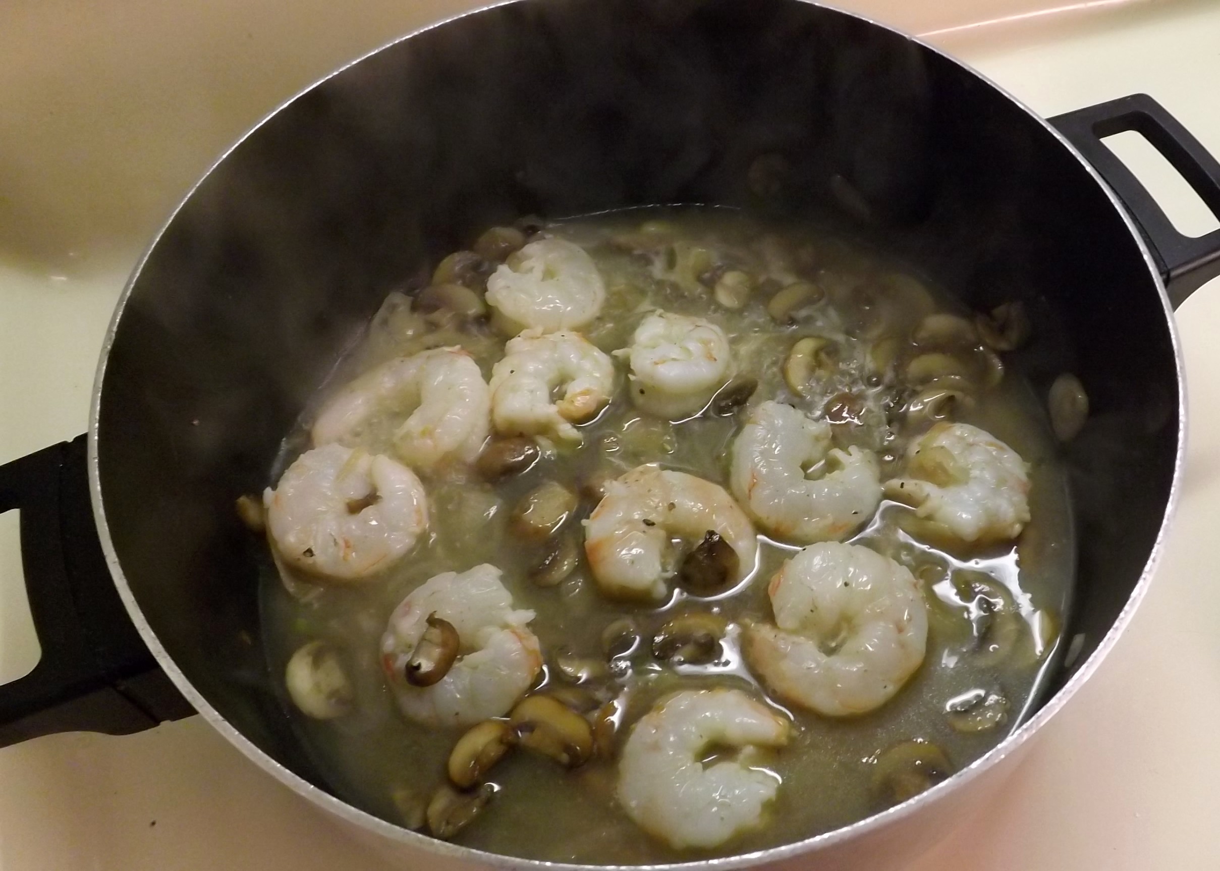 SHRIMP AND SCALLOPS 015.JPG