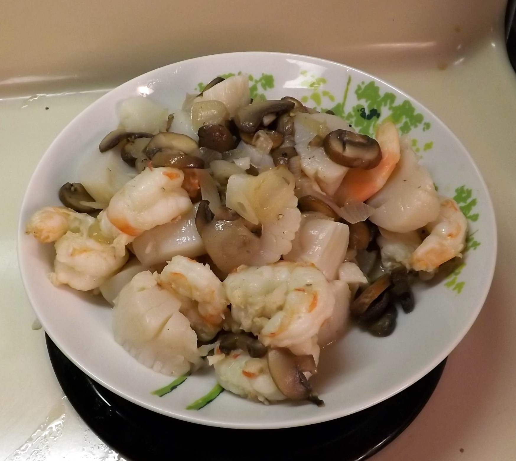 SHRIMP AND SCALLOPS 017.JPG