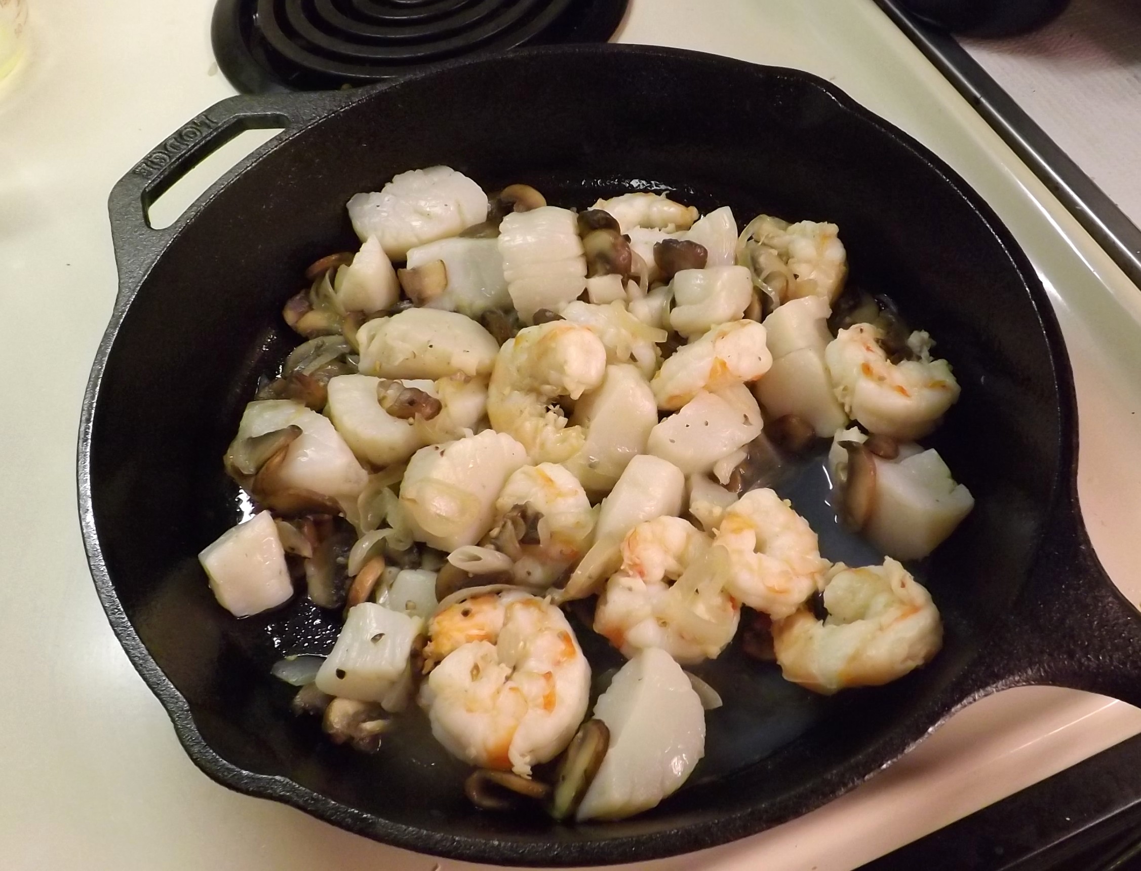 SHRIMP AND SCALLOPS 028.JPG