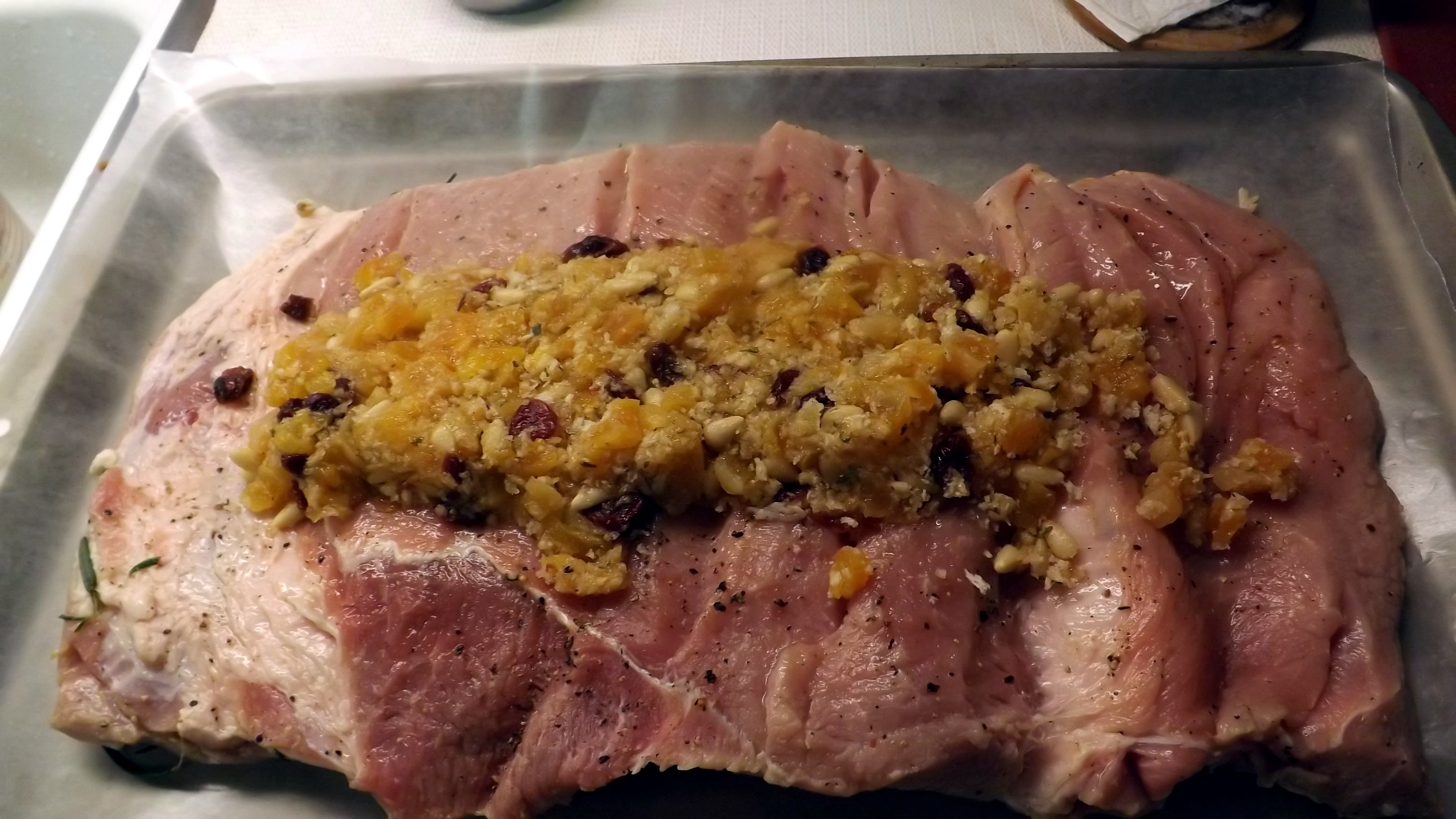 STUFFED PORK LOIN 028.JPG