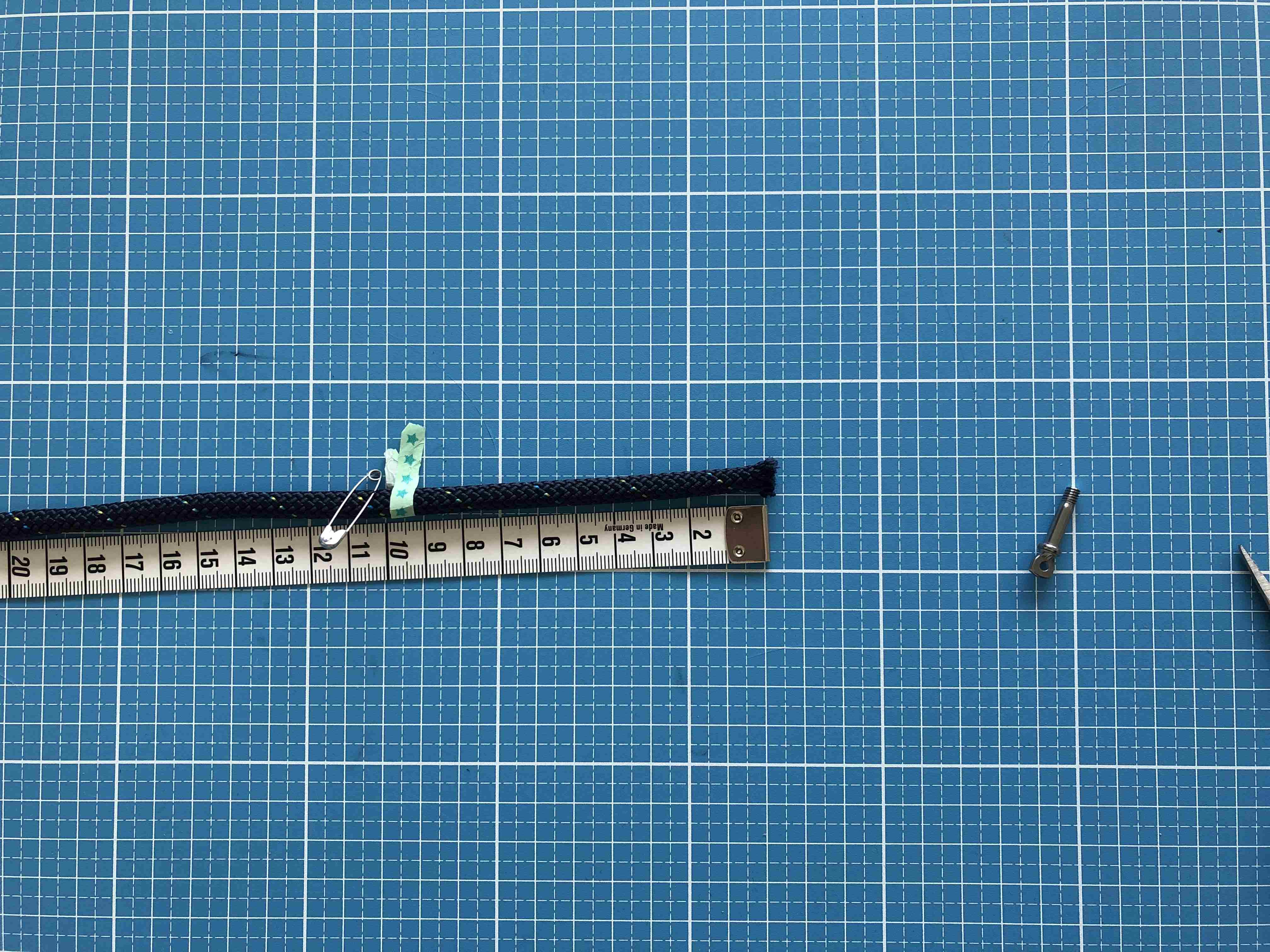 Sailing_Bracelet_Rope_DIY_instructables_sun (44).JPG