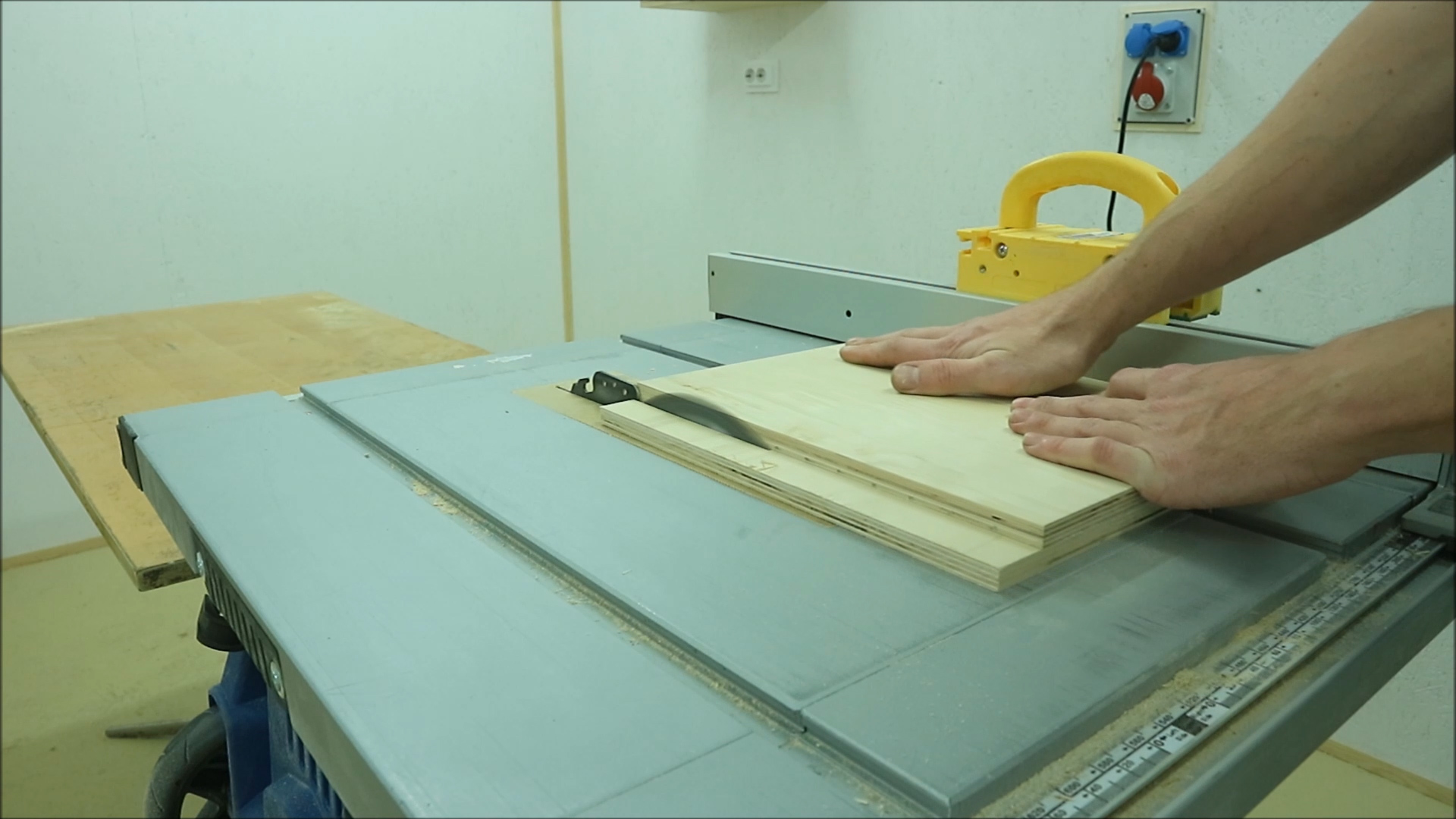 Sanding cabinet.00_01_57_15.Still012.jpg