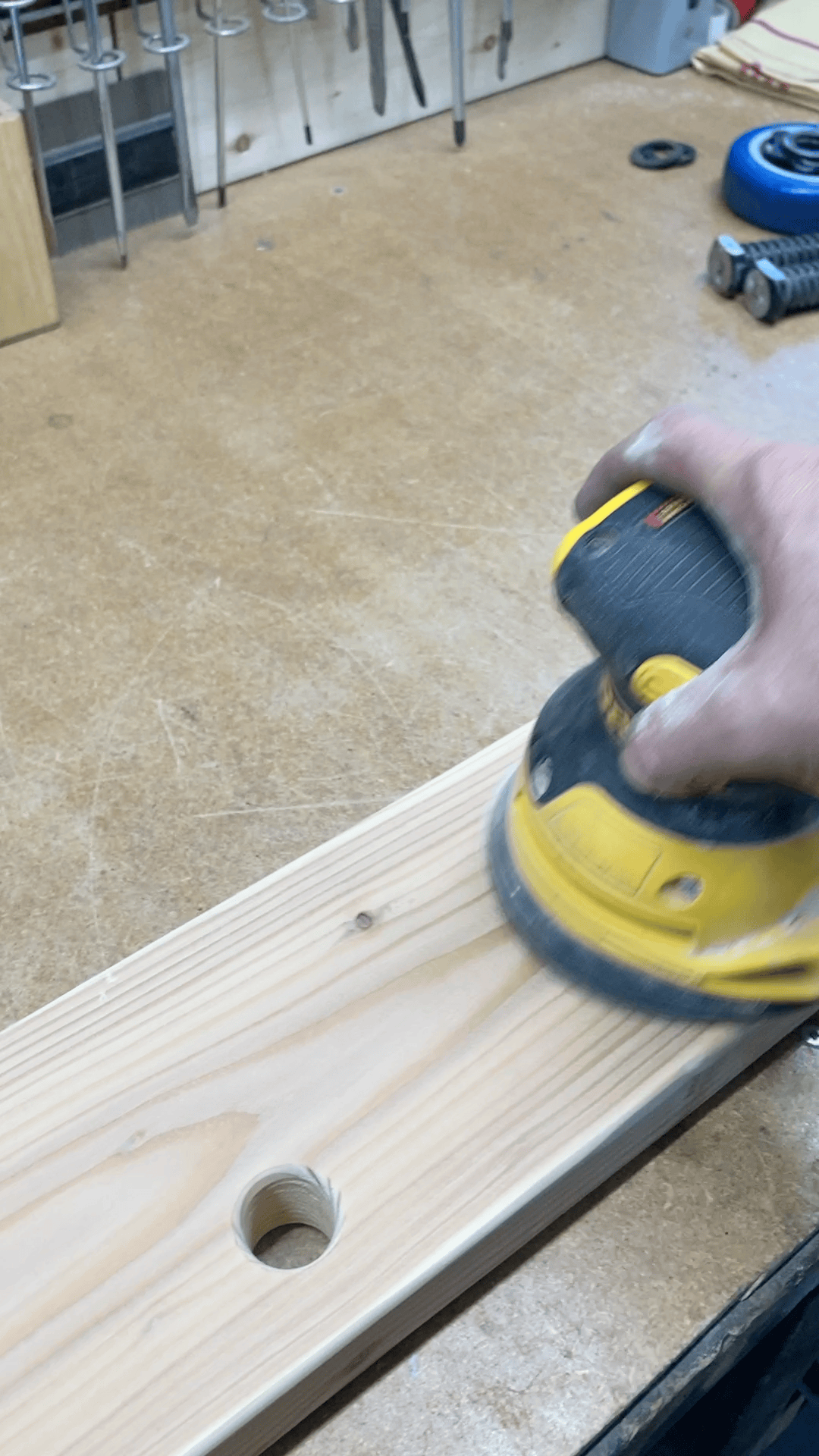 Sanding.gif