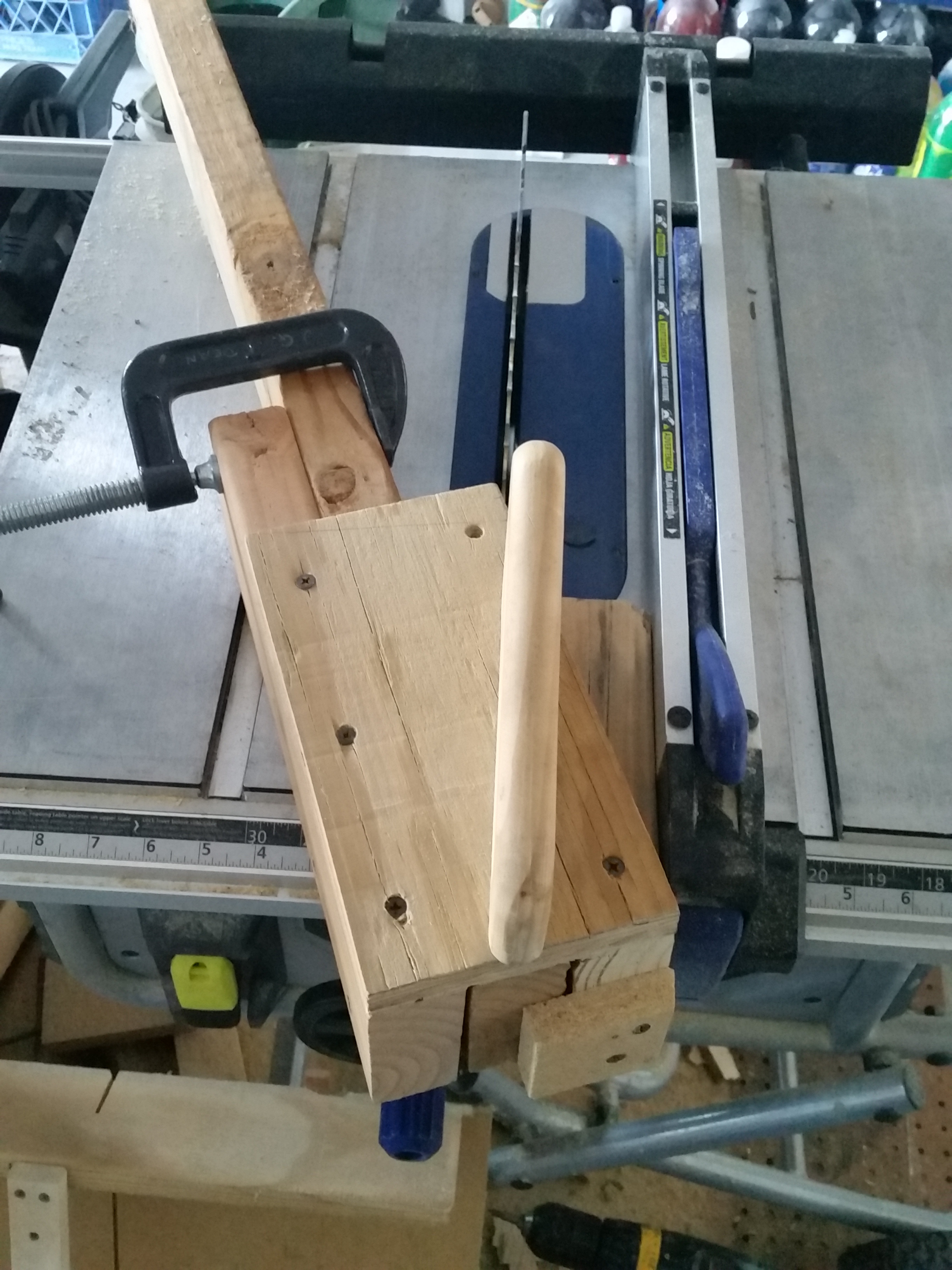 Sawhorse Jig 07.jpg