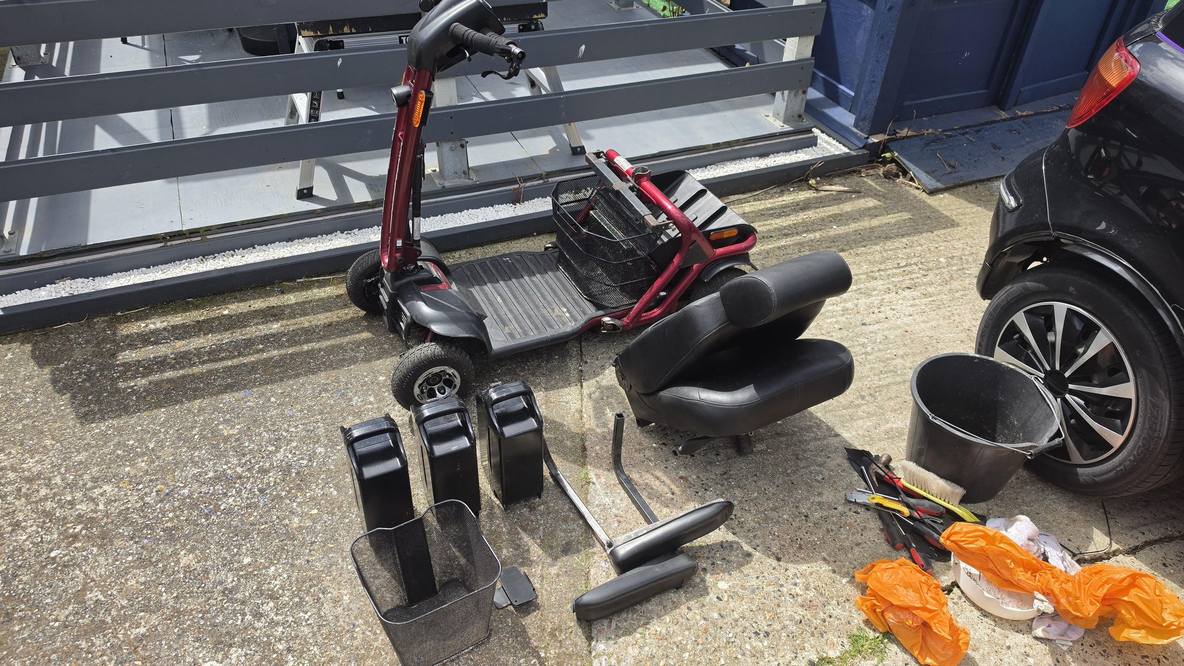 Scooter 2.jpg