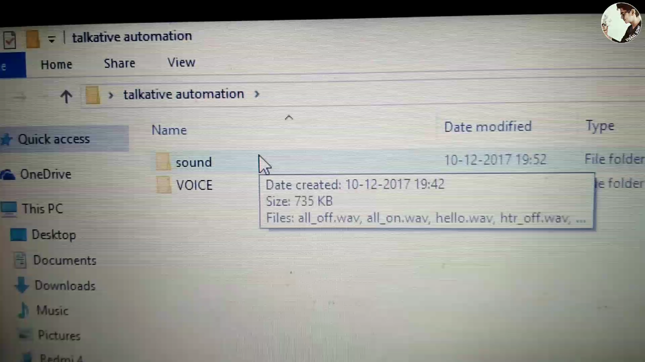 Screenshot_2017-12-17-14-52-55-677_com.mxtech.videoplayer.ad.png
