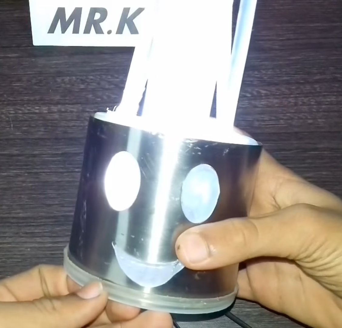 Screenshot_20200917-212307_YouTube.png
