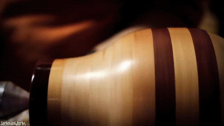 Segmented cherry urns 36b.gif