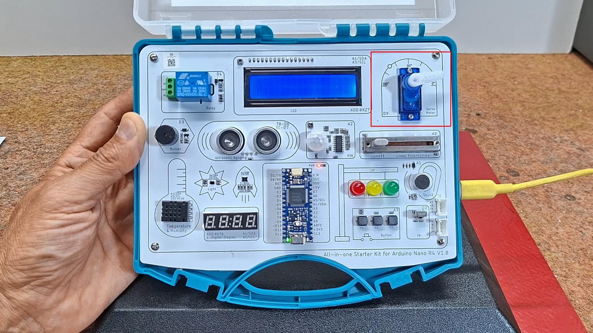 Servo Example.jpg