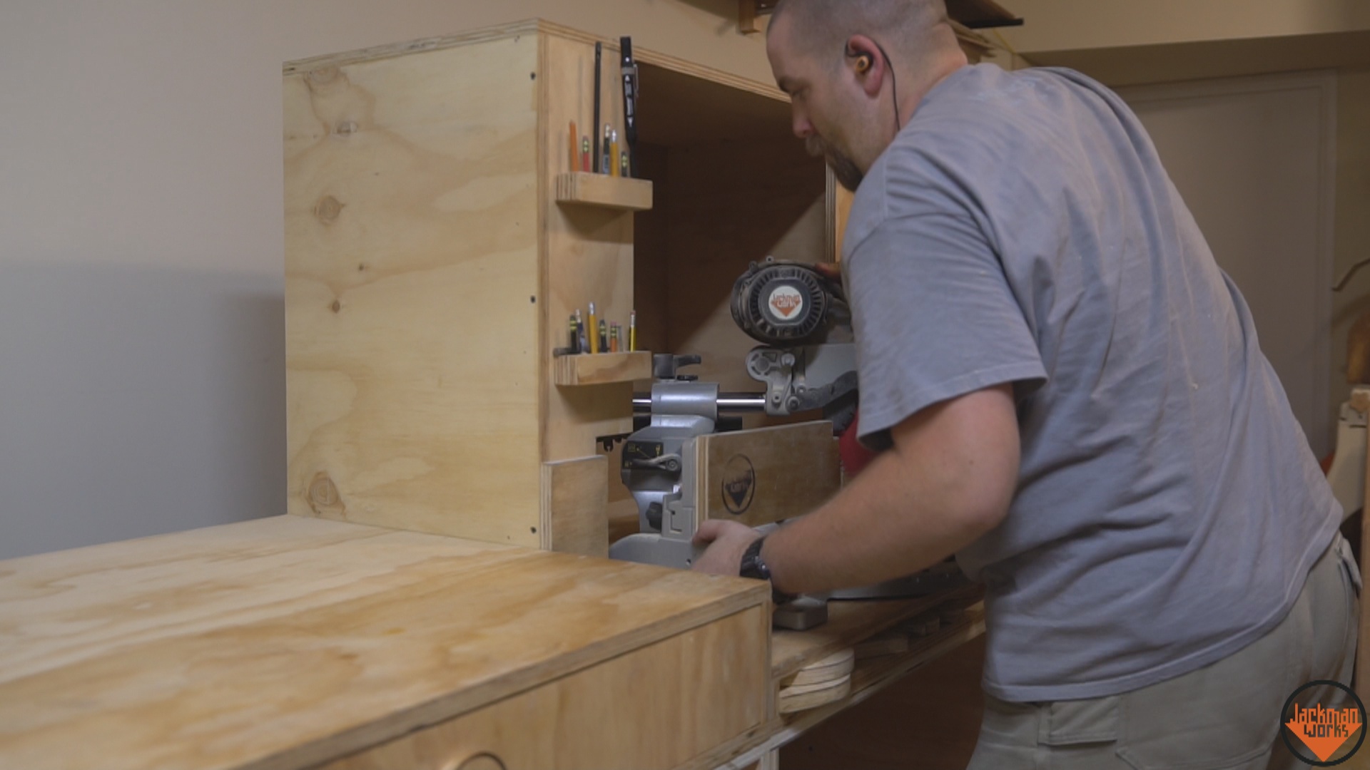 Shop Storage Miter Saw Station Drawer Unit 14.jpg