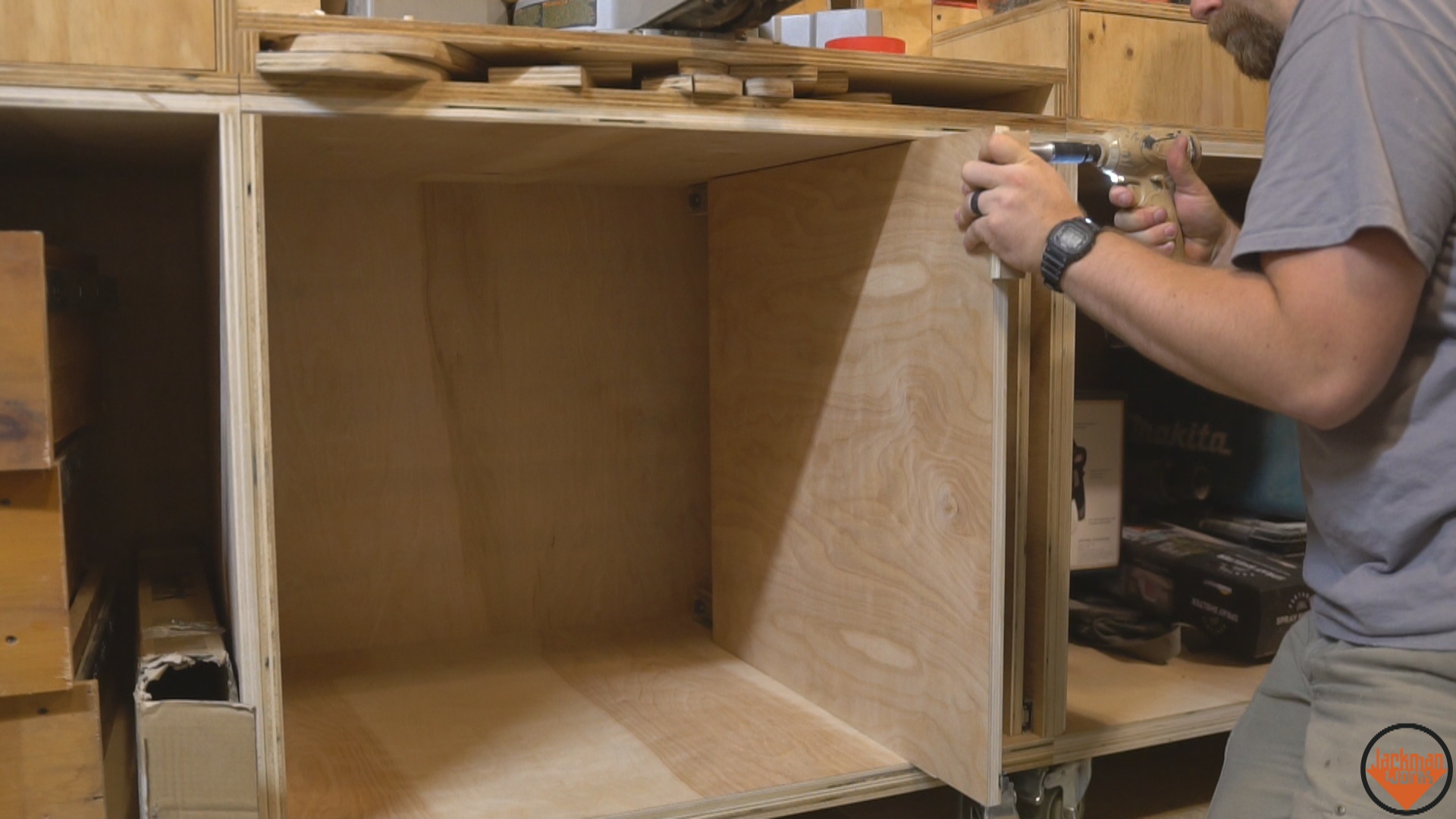 Shop Storage Miter Saw Station Drawer Unit 18.jpg
