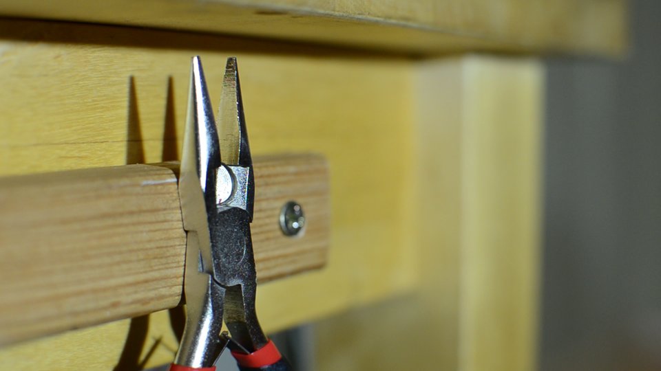 Simple Magnetic Tool Rack