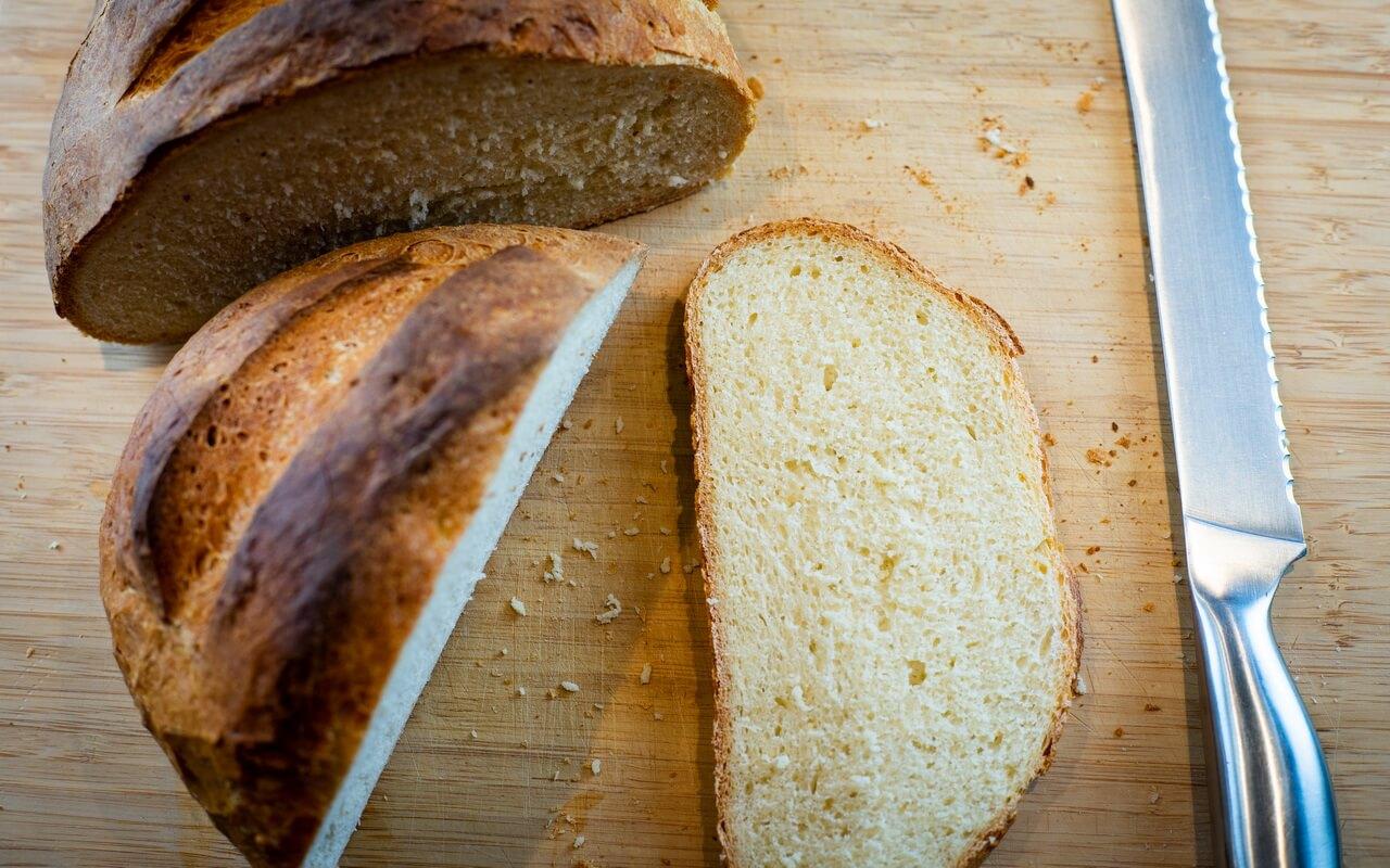 Simple-White-Bread-For-Beginners-Slices.jpg