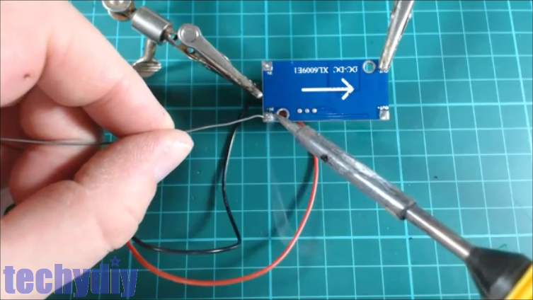 Snapshot 1 (12-02-2016 23-35) solder battery connector to module.png