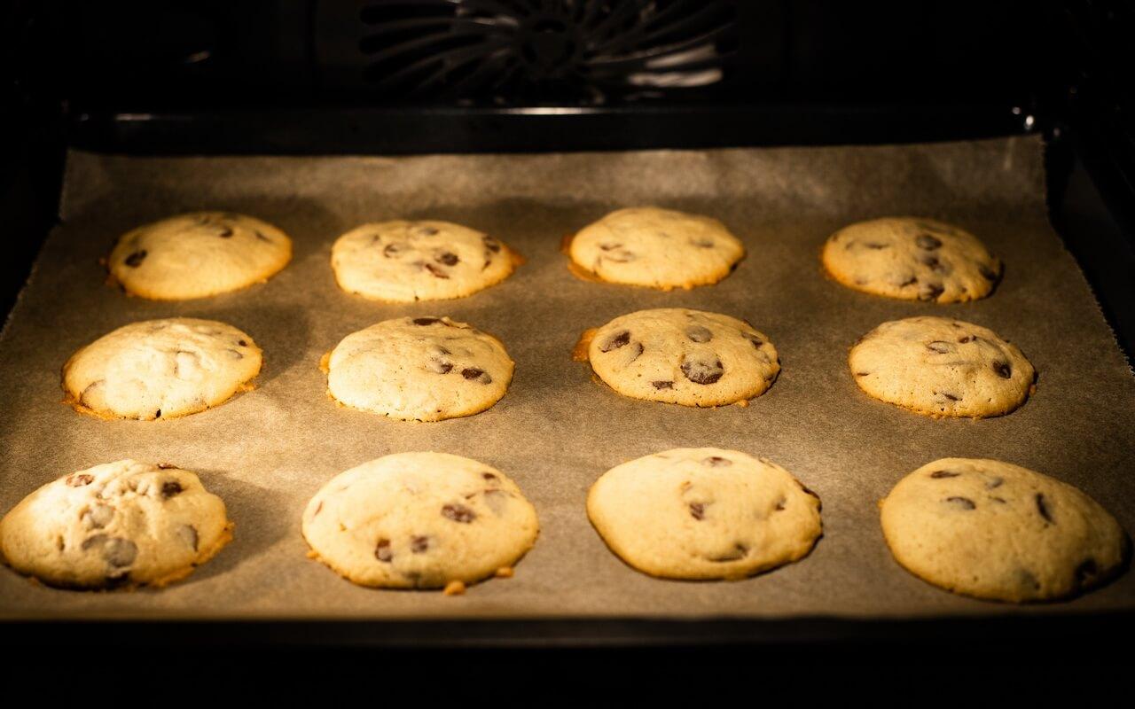 Soft-Baked-Chocolate-Chip-Cookies-Baking.jpg