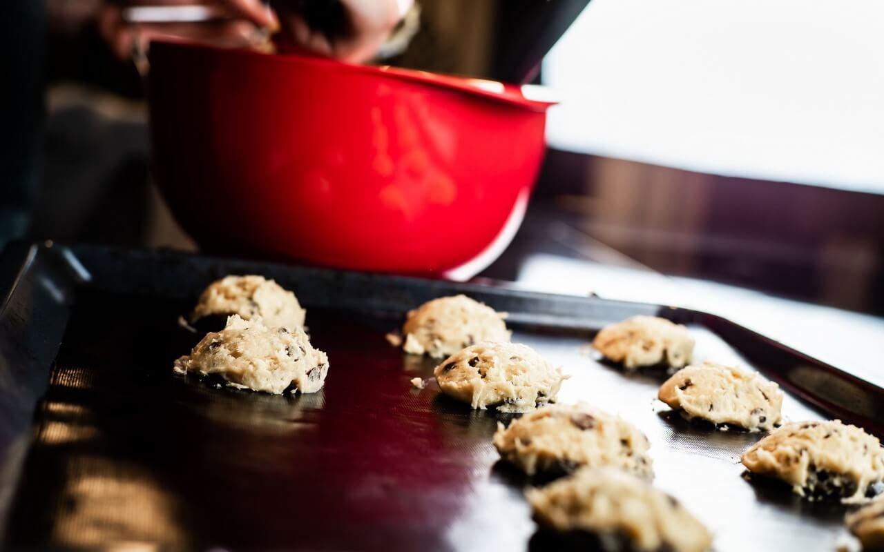 Soft-Baked-Chocolate-Chip-Cookies-Shape-With-Ice-Scoop-2.jpg