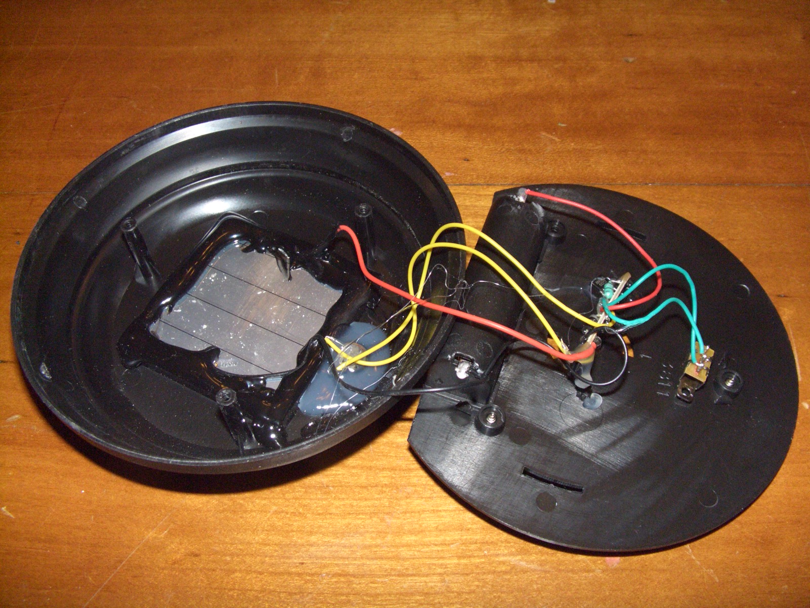 Solar Garden Light Guts.JPG