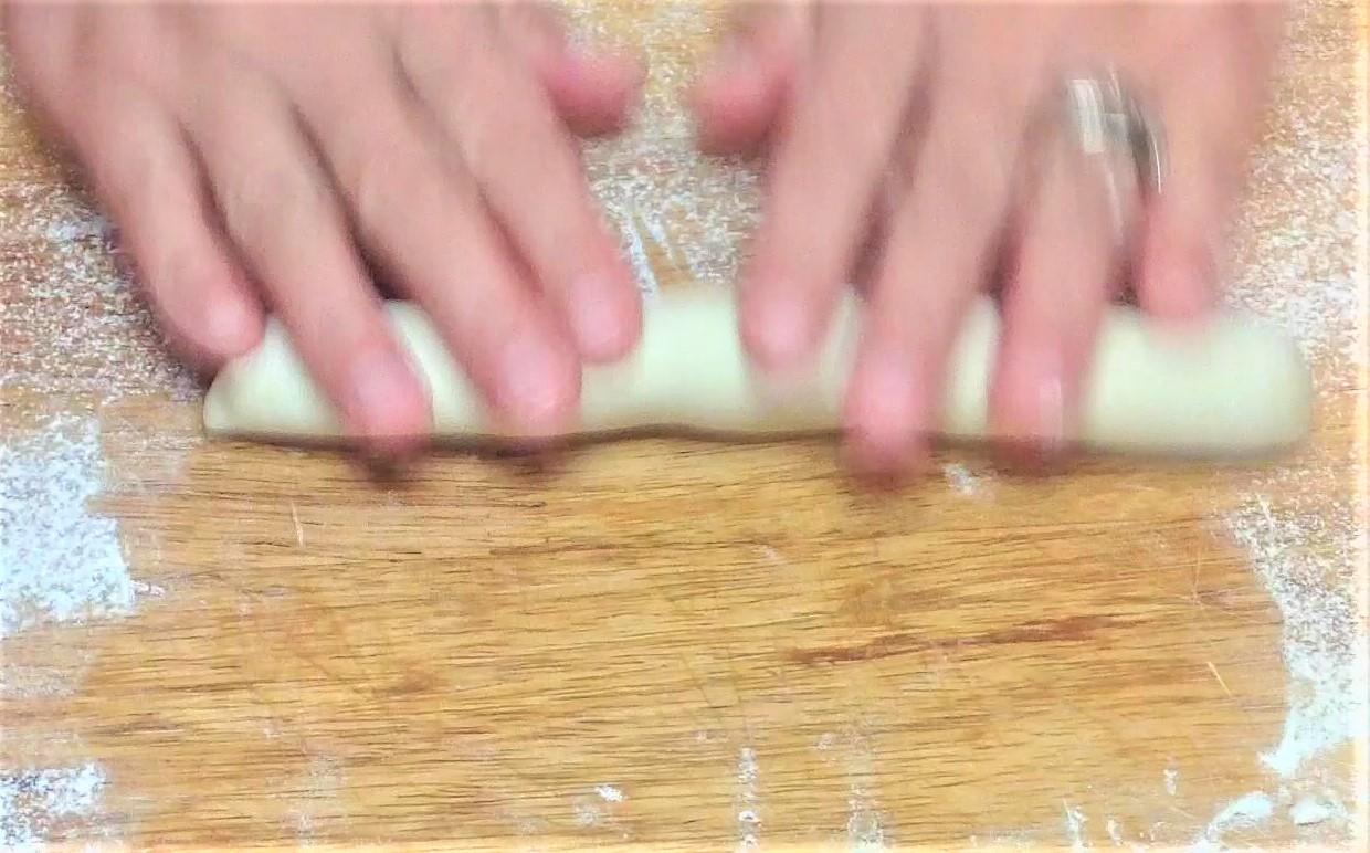 Step 3 Roll Dough - Make Wrappers Normal Speed 034 (2).jpg