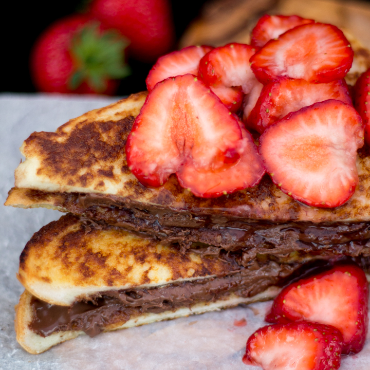 Strawberry Nutella French Toast-8.jpg