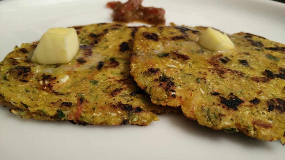 Stuffed makki ki roti.jpg