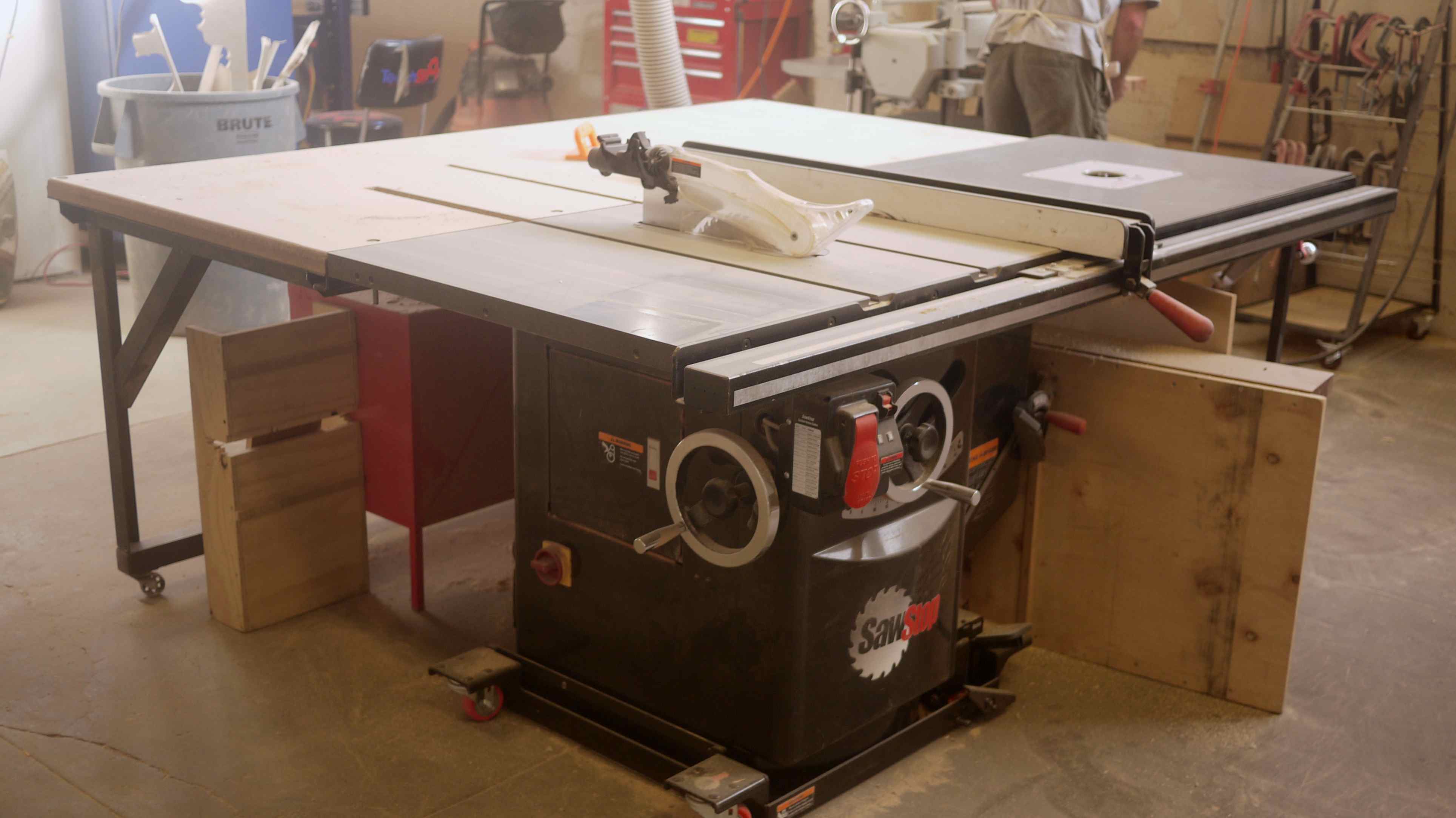 Table saw.jpg