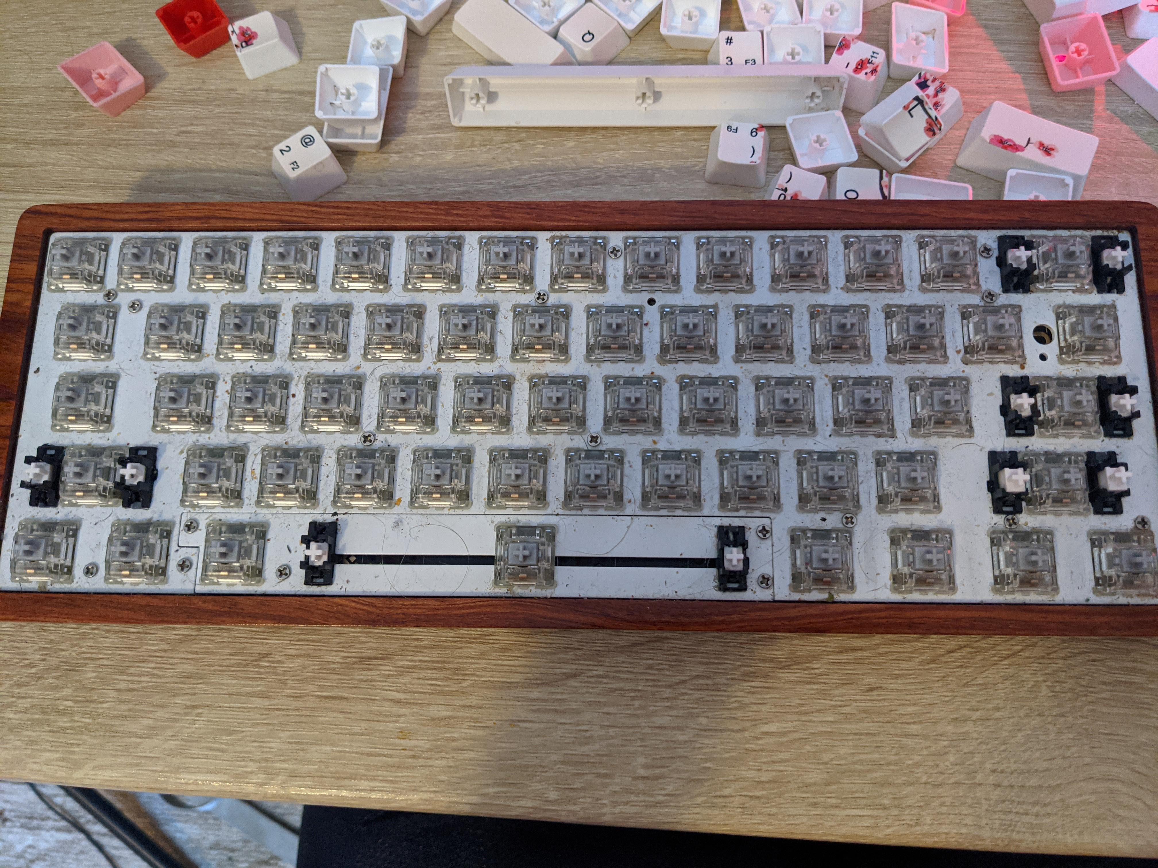 Taken apart keyboard.jpg