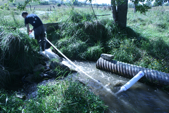 Testing the Ram Pump 004.jpg