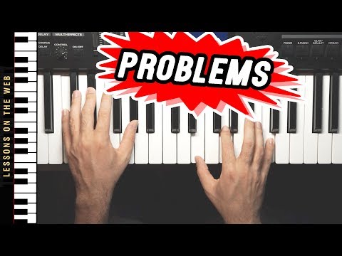 The Most Common Problems Playing Piano with Both Hands and How to Avoid Them