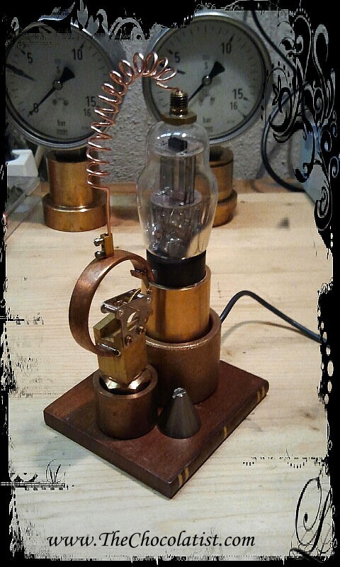 The Steampunkers Vacuum Data Tube 07.jpg