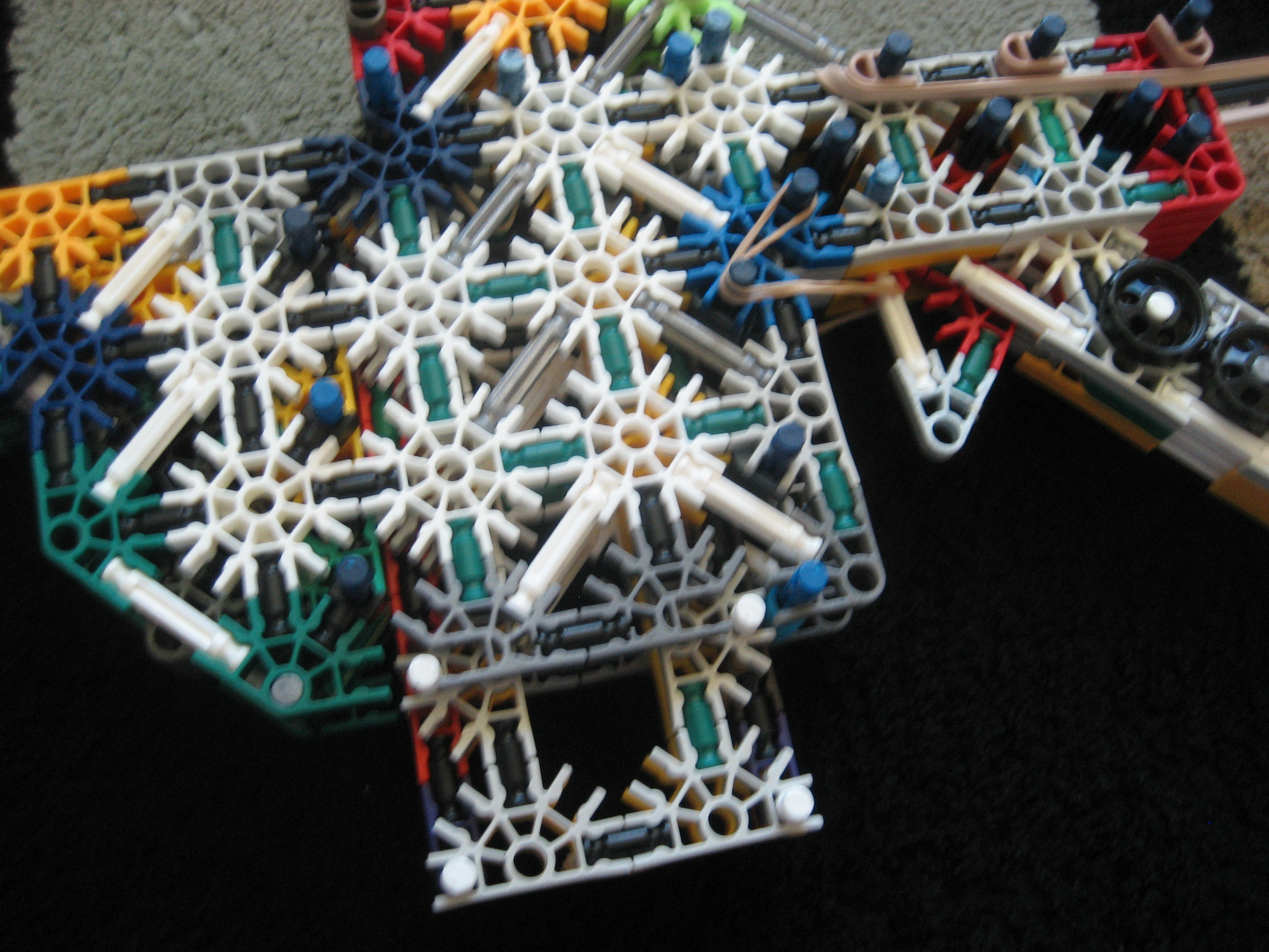 The ghost (knex 1) 004.jpg