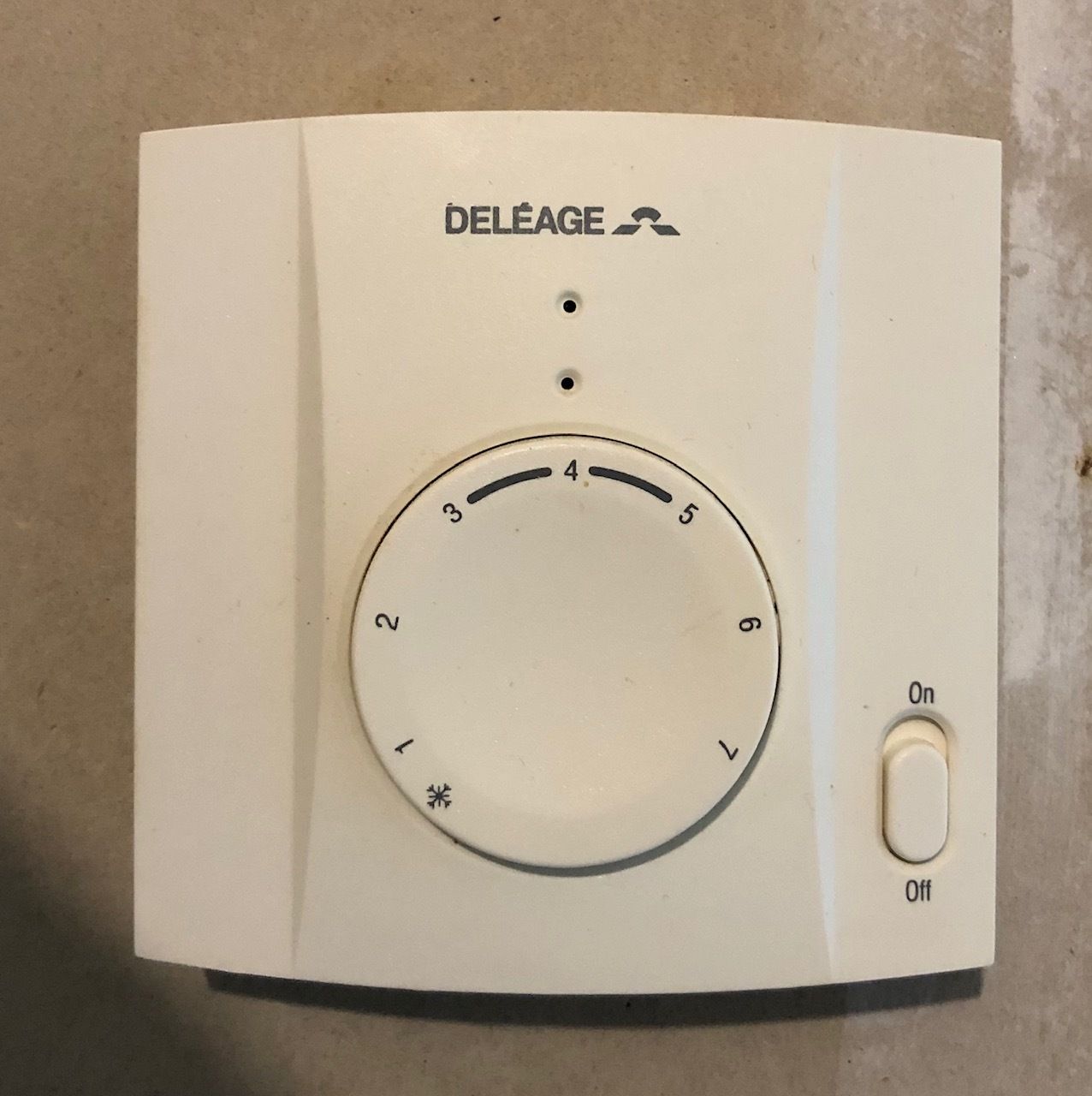 Thermostat Del&eacute;age.jpg