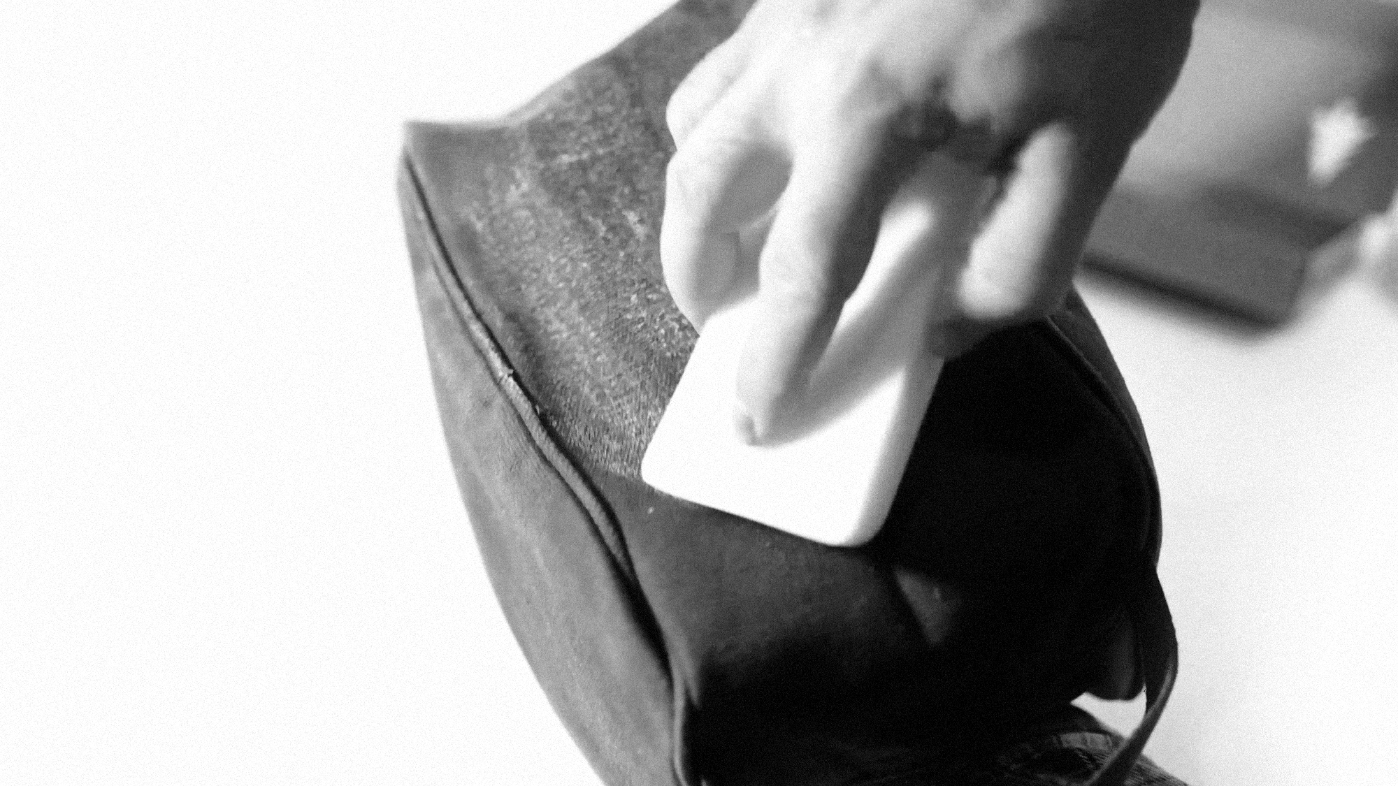 Toileteries-Bag-Rubbing-Hawk-Tools-Fabric-Wax-Black-Wax.png