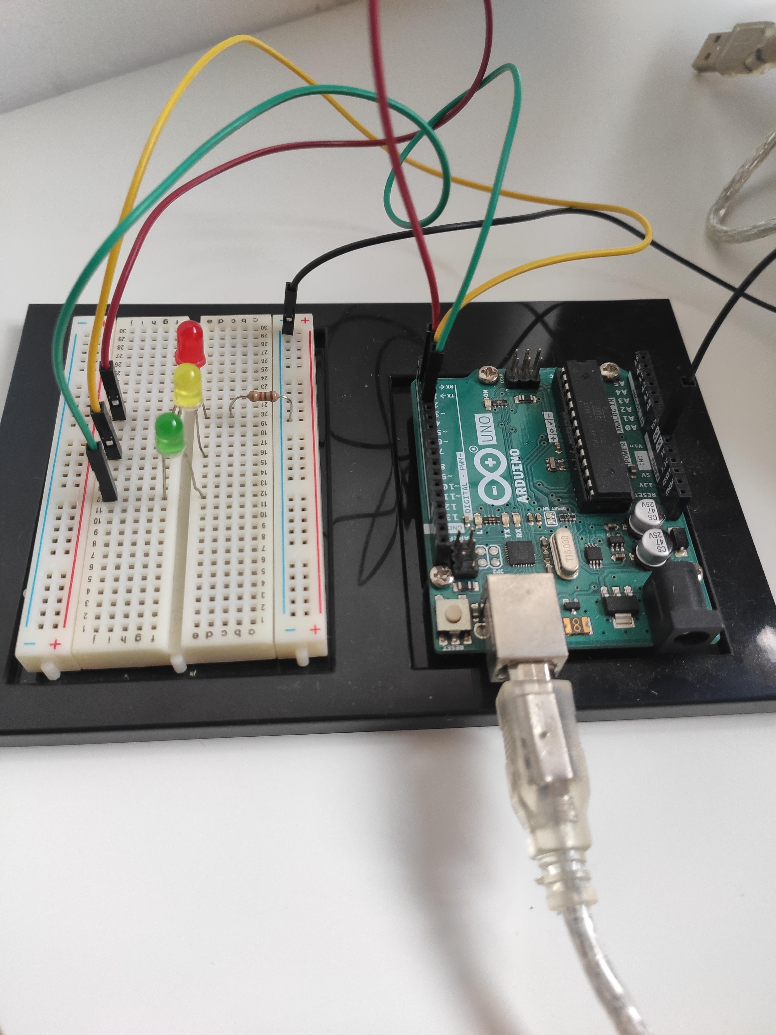 Traffic Light Controller with Arduino.jpg