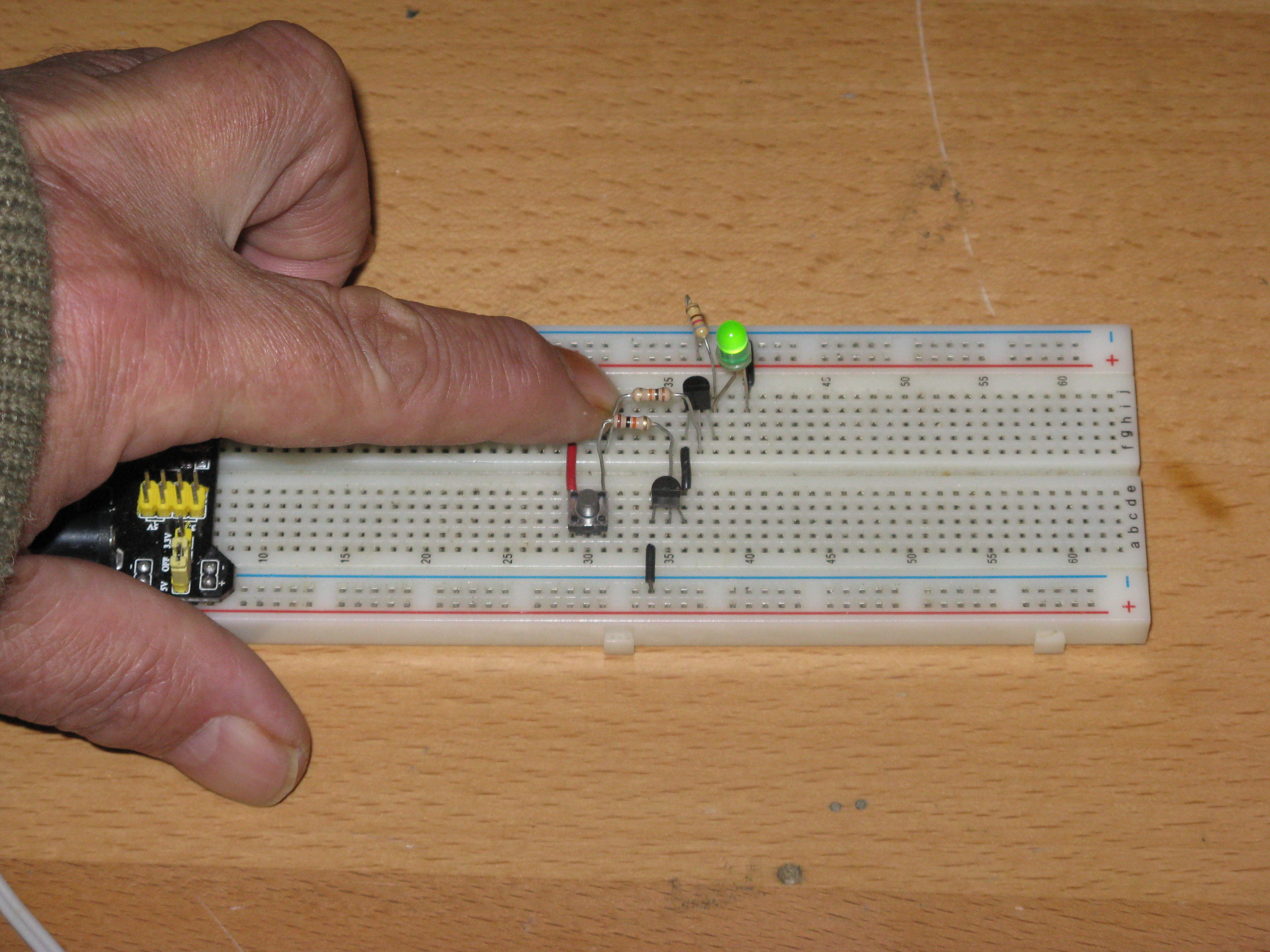 Transistor Gates 4 d.JPG